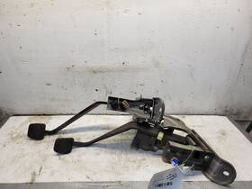 546.da1511 Nissan 2011 Frontier Brake And Clutch Pedals 1617693