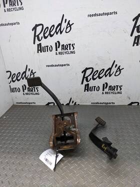 546.da1594 Nissan 1987-1997 D21 Hardbody Pickup Clutch And Brake Pedal Assy Oem 1173763
