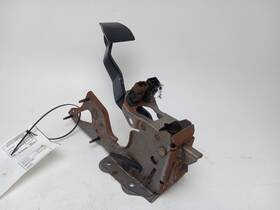 546.da1e10 Nissan 2010 Rogue Brake Pedal Oem