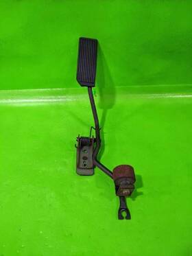 546.da1n96 Nissan 95 96 Maxima Gas Accelerator Pedal Oem 4347-6