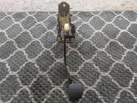 546.da1z90 Nissan 300zx Z32 Manual Transmission Brake Pedal
