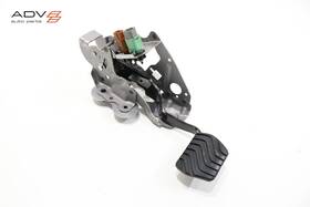 5y03 Nissan 2026 Sentra Brake Stop Pedal With Bracket Oem