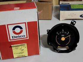 16137857 Oem 1985-86 Chevrolet Ck 10-30 Fuel Gauge Used 1985-91 Chevy Blazer Gm