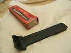 B4a-9735a P122 Ford Mercury Lincoln New Passenger Accelerator Pedal
