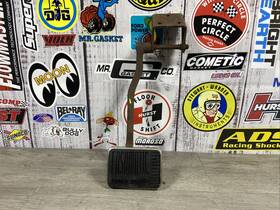 433861 Packard 1952-55 Easamatic Power Brake Pedal Complete With Pad And Trim