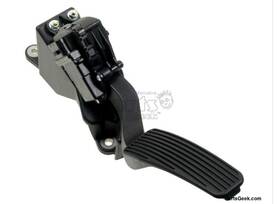 Aps121 Parts Geek 2006 Dodge Charger Accelerator Pedal Sensor Assembly Nonadjusting