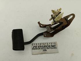 546.gm2k84 Pontiac Firebird Brake Pedal With Mounting Bracket Fits 1982-1992 82 83 84 85 86