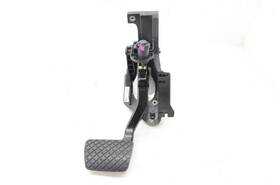 546.po1m16 Porsche 2015-2019 Macan S 3.0l Brake Pedal Assembly