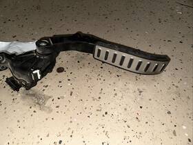 6pv00802624 Porsche Cayenne Accelerator Throttle Gas Pedal 2004-2017 Clearing Inventory