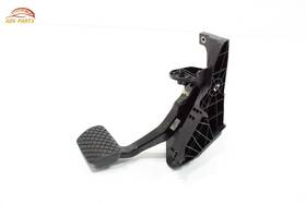 Porsche 762135147375 Macan Brake Stop Pedal With Bracket Oem 2015 - 2018