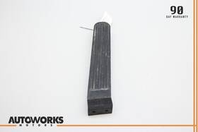 827723511b Porsche 83-91 944 Accelerator Gas Throttle Rubber Brake Braking Pedal Pad Oem