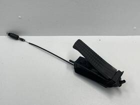 996423029 Porsche 2000-2004 Boxster Accelerator Gas Pedal With Cable 1460 Oem