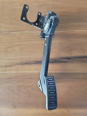 Pt00002543 Rivian Gas Acceleration Pedal