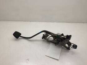 546.sc1e13 Scion 2013 Tc 2.5l At Parking Brake Pedal Assembly