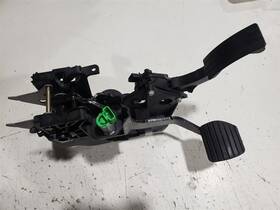 546.mb4g18 Smart For2 Fortwo Ev 16-19 Pedal Assembly Oem 09 10 11 12 13 14