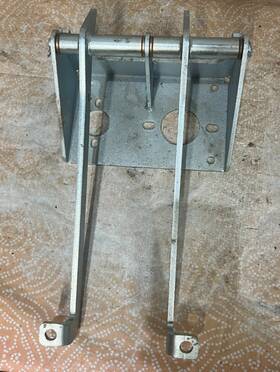 91631992 Speedway Universal Fit Firewall Mount Clutch/brake Pedal Assembly Fw