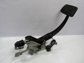 0329ab Subaru 2010-2014 Outback Legacy Brake Pedal Assembly Oem