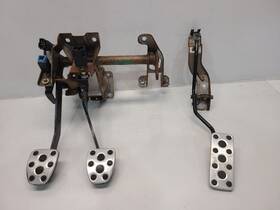 234.su1l03 Subaru 2003 Impreza Wrx 2.0l / Mt Three Pedal Assembly