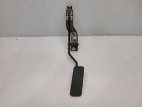 234.su1s04 Subaru 2004 Forester 2.5l / At Non Tubo Accelerator Pedal - Cable Driven