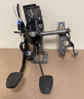 36004fg010 Subaru 08 09 10 Impreza Manual Transmission Pedal Assembly