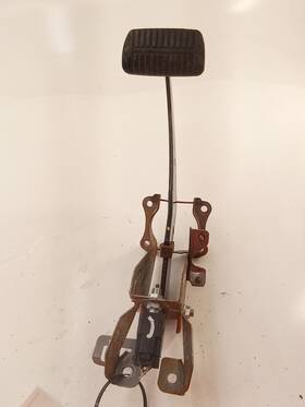 546.su1r13 Subaru 2010-2014 Legacy Outback Brake Pedal Assembly Automatic Trans At Oem Test