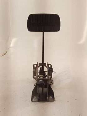 546.su1s05 Subaru 2003 04 2005 Forester Ll Bean Edt. Brake Pedal Assembly Oem Tested
