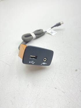 86257sj150 Subaru 2020 Legacy Usb Aux Jack Unit With Wire Harness Oem 86257 Sj150