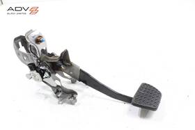 8951042010 Subaru Solterra Brake Stop Pedal And Bracket Oem 2023 - 2025