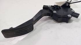 941.su1t09 Subaru Forester Gas Pedal 2009 2010 2011 2012 2013