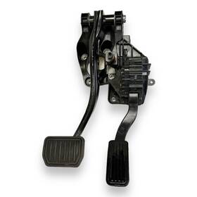 1013819 Tesla 17-23 Model 3 Gas Accelerator Brake Foot Pedal Assembly Oem