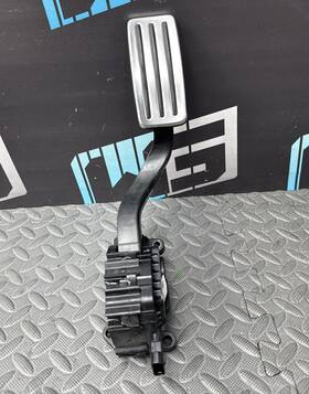2208c-0072an-1020360 Tesla Oem 2021-2024 Model S Gas Accelerator Pedal Assembly