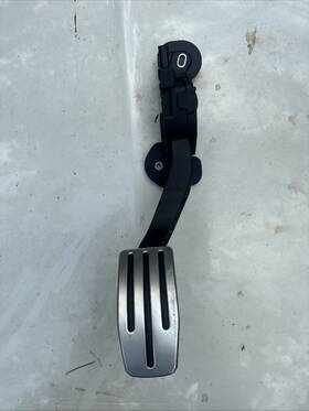 6pv933370 Tesla 2012-2020 Model S Left Side Accelerator Gas Throttle Pedal Oem