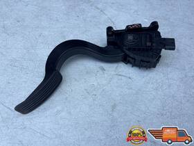 C2017-183319 Tesla 2020-2024 Model Y Gas Pedal Throttle Accelerator Oem 20 21 22 23 24