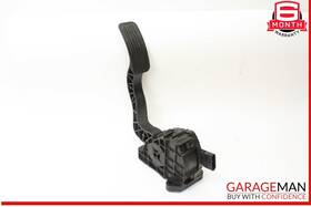 H2223-204940 Tesla H2223204940 17-23 Model 3 Accelerator Gas Pedal Oem H2223-204940 Tesla H2223204940 17-23 Model 3 Accelerator Gas Pedal Oem