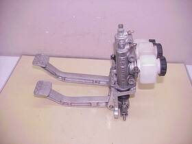 Tilton 7/8--- Reverse Mount Dual Brake And Clutch Pedals Us Master Cylinders