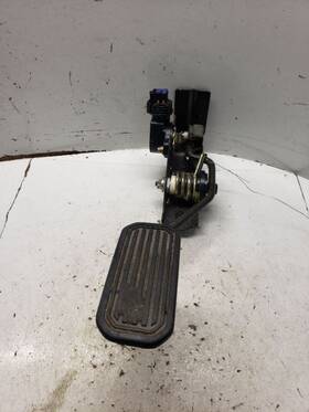 234.to1h02 Toyota Camry 2002 Accelerator Parts 1229319