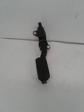 234.to1k15 Toyota 15-17 Camry Accelerator Pedal