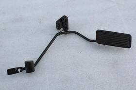 234.to1k92 Toyota 1990 1991 1992 1993 Celica Gas Accelerator Pedal Automatic A/t 234.to1k92 Toyota 1990 1991 1992 1993 Celica Gas Accelerator Pedal Automatic A/t