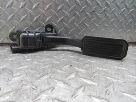 234.to1s06 Toyota 2006 Sequoia Accelerator Gas Pedal