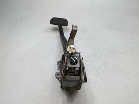 4445092897 Toyota 2004 - 2009 Prius Oem Foot Stop Brake Pedal Assembly With Bracket
