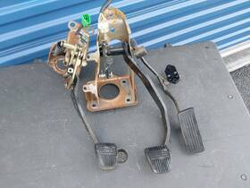 47101-14100 Toyota 82-85 Celica / Supra Manual Pedal Assembly Set - Ra65 Ma61 5spd