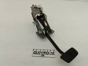 546.to1392 Toyota Land Cruiser Fj80 Brake Pedal Assembly With Mount Fits 1990-1997