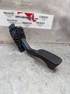 546.to1903 Toyota 2003 Tundra Accelerator Pedal 1701168