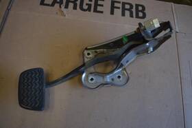 546.to1l05 Toyota 2000 2001 2002 2003 2004 2005 Celica Brake Pedal Automatic A/t