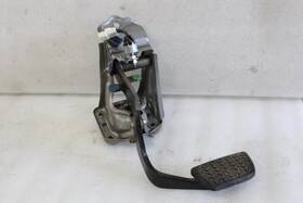 546.to1s06 Toyota 2001 2002 2003 2004 2005 2006 2007 Sequoia Brake Pedal