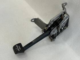 547.to1o04 Toyota 2000 2001 2002 2003 2004 Avalon Emergency Parking Brake Pedal