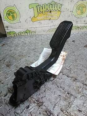 704.to1317 Toyota Tacoma 2017 Gas Pedal 2626611