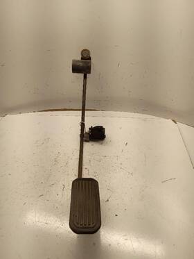 7818006110 Toyota Camry 1997 Accelerator Parts 1200714