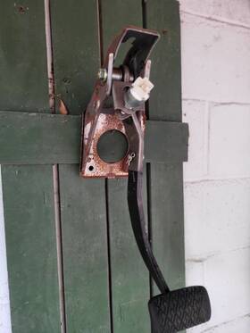 84340-04030 Toyota Matrix 03-08 Brake Pedal Assembly With Stop Light Switch
