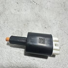 84340-09280 Toyota Oem Highlander 2017-2019 Brake Pedal Sensor Switch